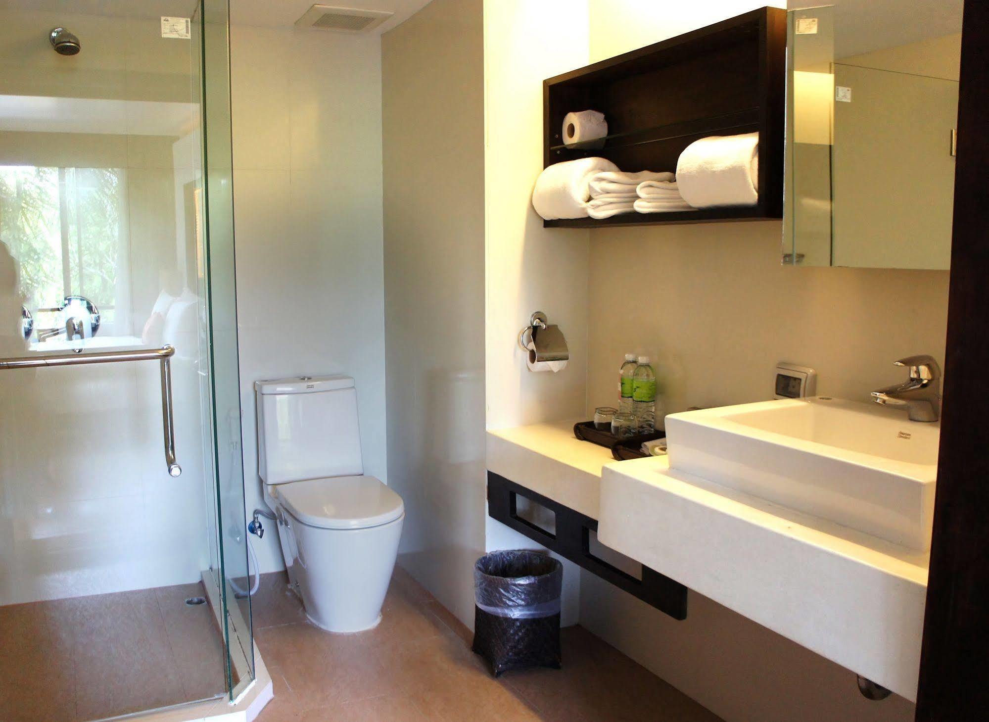 Safari Beach Hotel Patong Εξωτερικό φωτογραφία